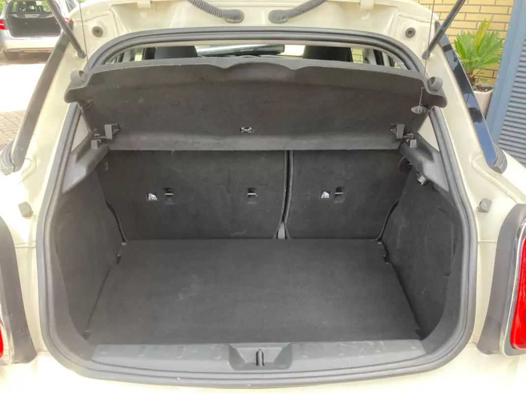 MINI One 2016 - 12990 EUR, 125600 km - AUTO.MOTO.pt - 125600km - foto 9 de 19