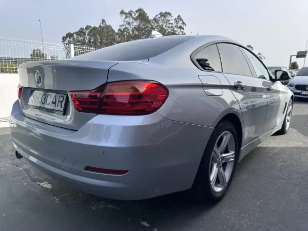BMW 418 Gran Coupé 2016 - 16900 EUR, 190000 km - AUTO.MOTO.pt - 190000km - foto 8 de 52