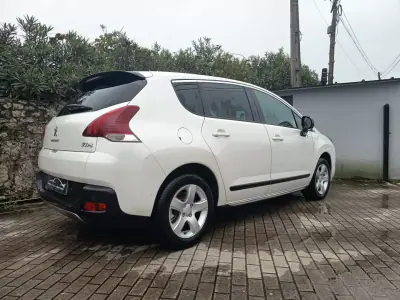 Peugeot 3008 2014 - 8000 EUR, 304000 km - AUTO.MOTO.pt - 304000km - foto 5 de 16