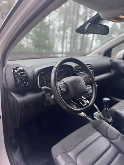 Citroën C3 Aircross 2021 - 15250 EUR, 180999 km - AUTO.MOTO.pt - 180999km - foto 6 de 19