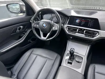 BMW 318 2021 - 24900 EUR, 170000 km - AUTO.MOTO.pt - 170000km - foto 44 de 62