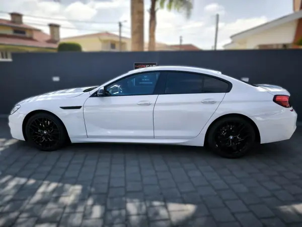 BMW 640 Gran Coupé 2015 - 26950 EUR, 232000 km - AUTO.MOTO.pt - 232000km - foto 19 de 47