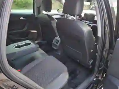 SEAT Leon ST 2020 - 21500 EUR, 180000 km - AUTO.MOTO.pt - 180000km - foto 7 de 14