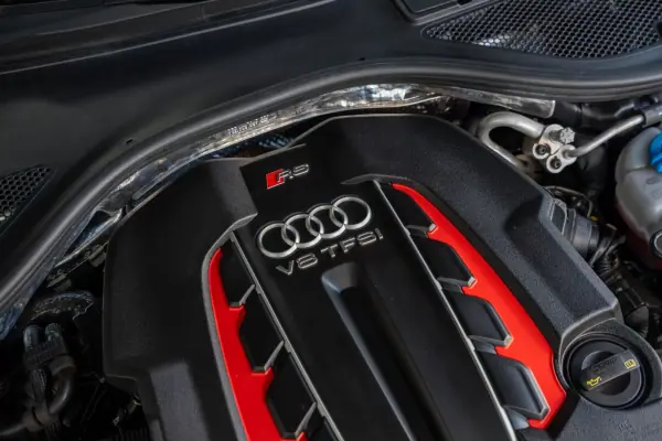Audi RS6 Avant 2019 - 99950 EUR, 21800 km - AUTO.MOTO.pt - 21800km - foto 50 de 50