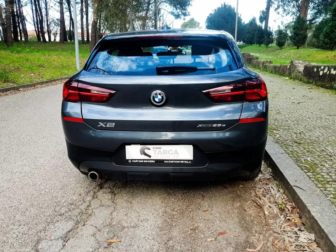 BMW X2 2021 - 22990 EUR, 100000 km - AUTO.MOTO.pt - 100000km - foto 20 de 21