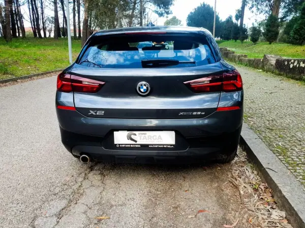 BMW X2 2021 - 22990 EUR, 100000 km - AUTO.MOTO.pt - 100000km - foto 20 de 21