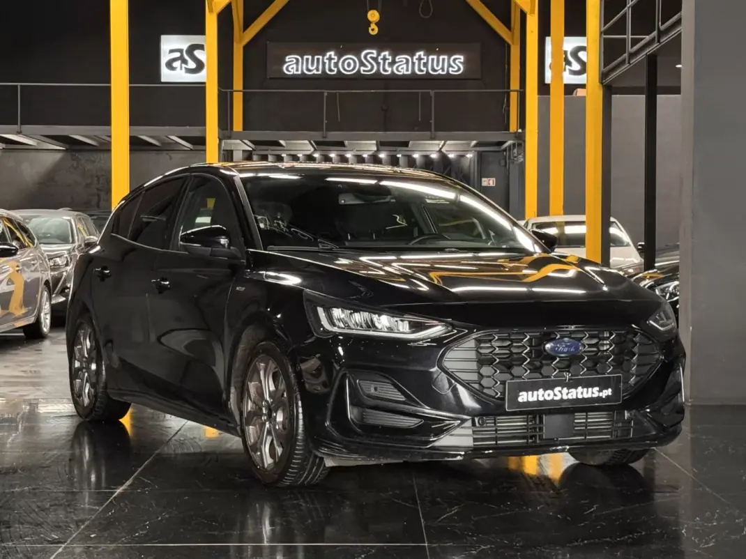 Ford Focus 2024 - 20990 EUR, 51400 km - AUTO.MOTO.pt - 51400km - foto 2 de 36