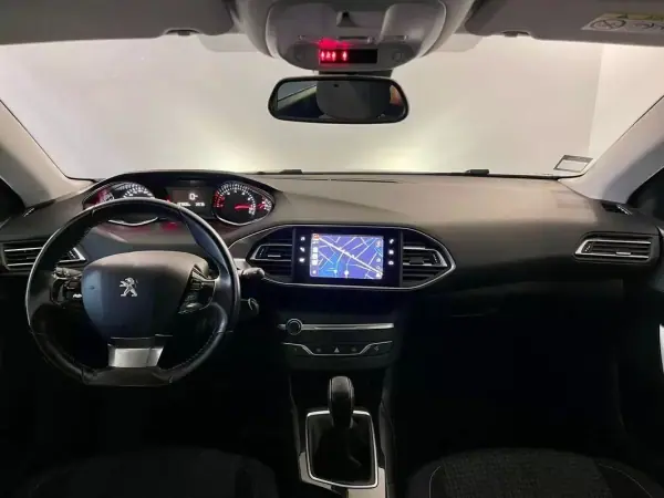Peugeot 308 1.2 PureTech Style 2018 Gasolina
