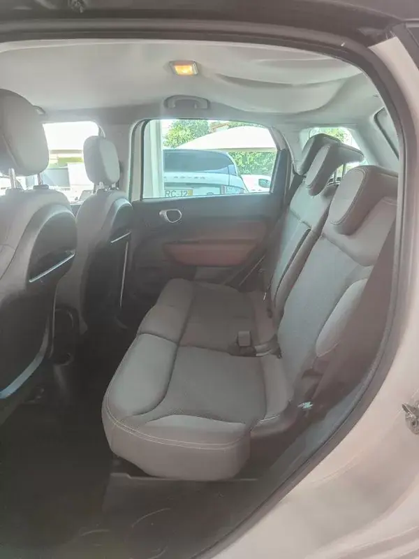 Fiat 500L 2013 - 7990 EUR, 194500 km - AUTO.MOTO.pt - 194500km - foto 12 de 33