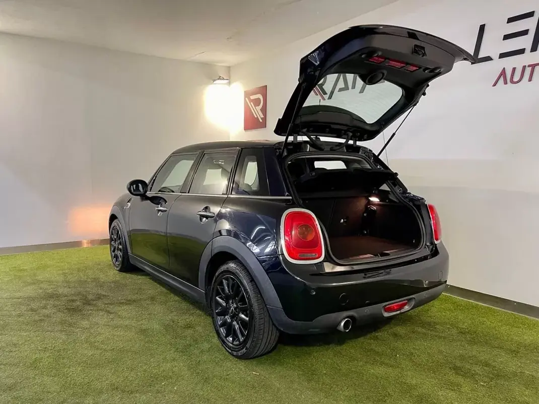 MINI 5 Portas 2016 - 12500 EUR, 146000 km - AUTO.MOTO.pt - 146000km - foto 30 de 32