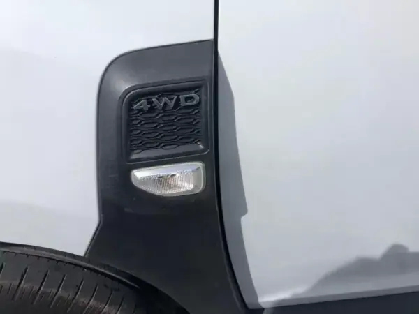 Dacia Duster 2019 - 13999 EUR, 199000 km - AUTO.MOTO.pt - 199000km - foto 9 de 9