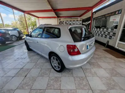 Honda Civic 2004 - 4750 EUR, 120000 km - 120000km - foto 4 de 10