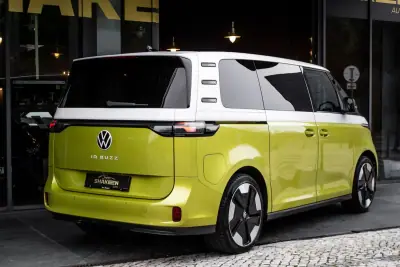 Volkswagen ID.Buzz 2023 - 44500 EUR, 27980 km - AUTO.MOTO.pt - 27980km - foto 7 de 42