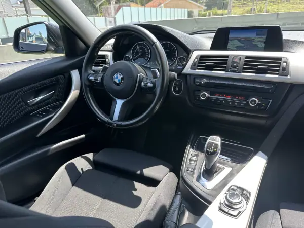 BMW 320 2014 - 11900 EUR, 240000 km - AUTO.MOTO.pt - 240000km - foto 31 de 64