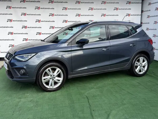 SEAT Arona 2021 - 15650 EUR, 106000 km - AUTO.MOTO.pt - 106000km - foto 2 de 18