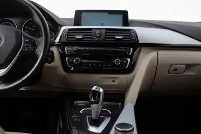 BMW 320 2016 - 18900 EUR, 173000 km - AUTO.MOTO.pt - 173000km - foto 16 de 19