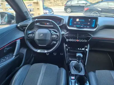 Peugeot 2008 2020 - 16900 EUR, 65308 km - 65308km - foto 31 de 39