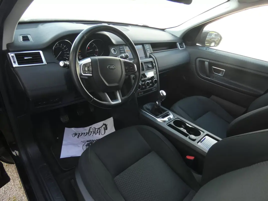 Land Rover Discovery Sport 2016 - 18750 EUR, 220000 km - AUTO.MOTO.pt - 220000km - foto 19 de 30