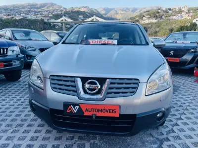 Nissan Qashqai 2008 - 8950 EUR, 222875 km - AUTO.MOTO.pt - 222875km - foto 2 de 12