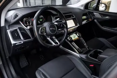 Jaguar I-Pace 2021 - 28750 EUR, 135489 km - AUTO.MOTO.pt - 135489km - foto 24 de 43