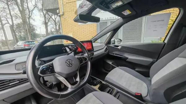 Volkswagen ID.3 2020 - 21950 EUR, 79800 km - AUTO.MOTO.pt - 79800km - foto 8 de 9