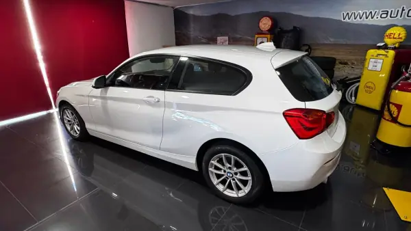 BMW 114 2017 - 15500 EUR, 125000 km - AUTO.MOTO.pt - 125000km - foto 3 de 19