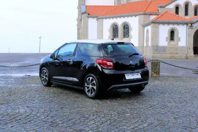 Citroën DS3 2012 - 8990 EUR, 207000 km - AUTO.MOTO.pt - 207000km - foto 13 de 27