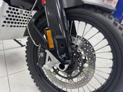 Husqvarna Norden 901 2023 - 14000 EUR, 8407 km - AUTO.MOTO.pt - 8407km - foto 4 de 24