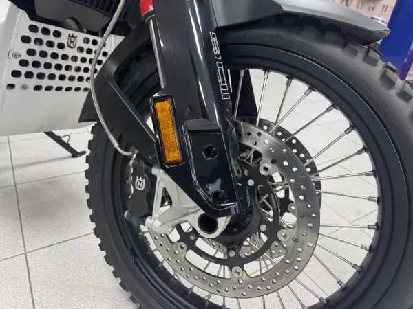 Husqvarna Norden 901 2023 - 14000 EUR, 8407 km - AUTO.MOTO.pt - 8407km - foto 4 de 24