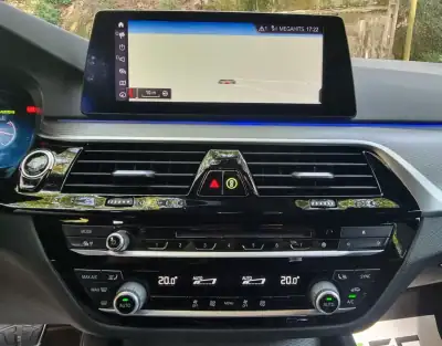 BMW 520 2019 - 31750 EUR, 130000 km - AUTO.MOTO.pt - 130000km - foto 22 de 25