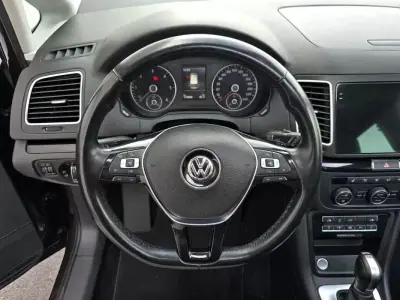 Volkswagen Sharan 2019 - 29700 EUR, 115600 km - AUTO.MOTO.pt - 115600km - foto 17 de 17
