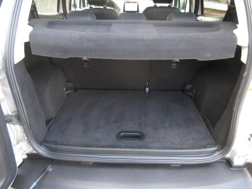 Ford EcoSport 2019 - 154900 EUR, 88000 km - 88000km - foto 32 de 54