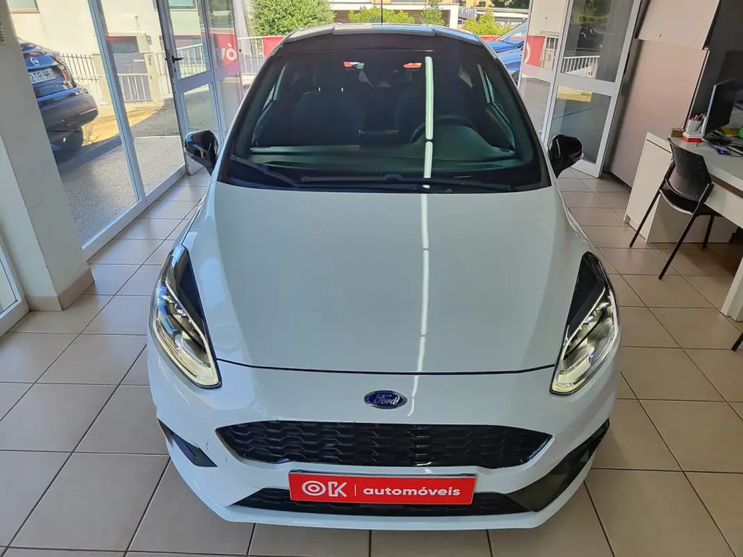 Ford Fiesta 2019 - 12950 EUR, 95000 km - 95000km - foto 4 de 41
