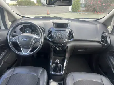 Ford EcoSport 2016 - 12500 EUR, 85843 km - AUTO.MOTO.pt - 85843km - foto 7 de 10
