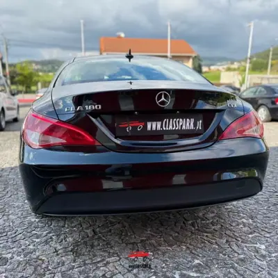 Mercedes-Benz CLA 180 2015 - 17500 EUR, 184000 km - AUTO.MOTO.pt - 184000km - foto 16 de 22