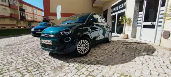 Fiat 500e 2023 — foto 3 de 23