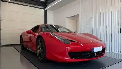 Ferrari 458 Italia 2012 - 214999 EUR, 93159 km - 93159km - foto 5 de 25