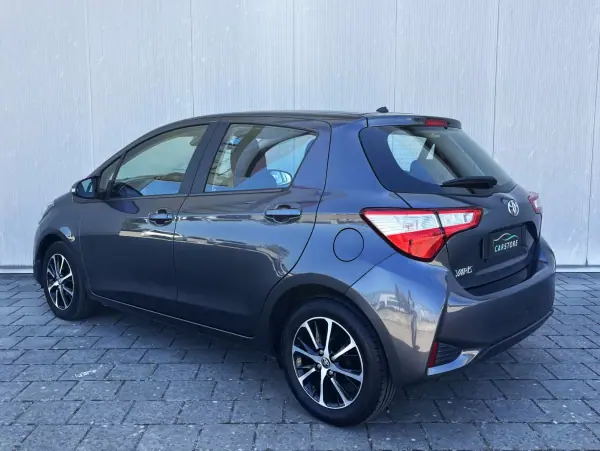 Toyota Yaris 2020 - 12990 EUR, 88000 km - AUTO.MOTO.pt - 88000km - foto 3 de 38
