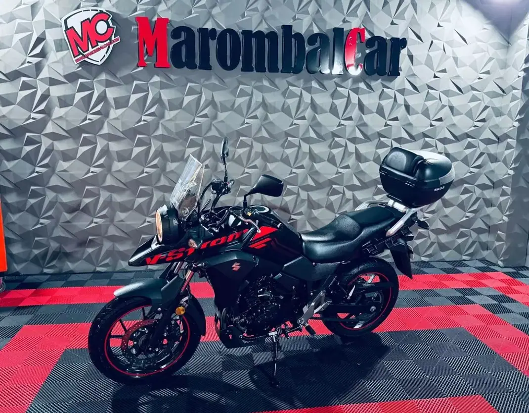 Suzuki Boulevard C50 2018 - 4290 EUR, 15123 km - AUTO.MOTO.pt - 15123km - foto 1 de 30
