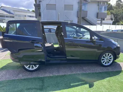 Ford B-Max 2017 - 9900 EUR, 130000 km - AUTO.MOTO.pt - 130000km - foto 22 de 53