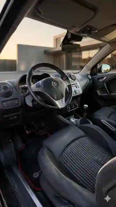 Alfa Romeo MiTo 2010 - 6000 EUR, 150000 km - AUTO.MOTO.pt - 150000km - foto 9 de 11