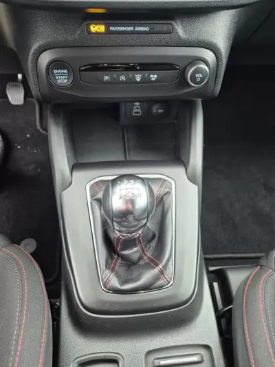 Ford Focus SW 2022 - 17450 EUR, 57000 km - AUTO.MOTO.pt - 57000km - foto 15 de 28