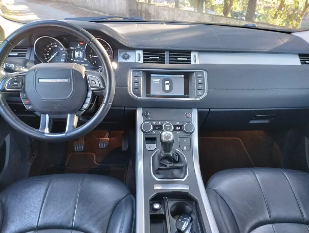 Land Rover Range Rover Evoque 2017 - 19500 EUR, 180000 km - 180000km - foto 24 de 30