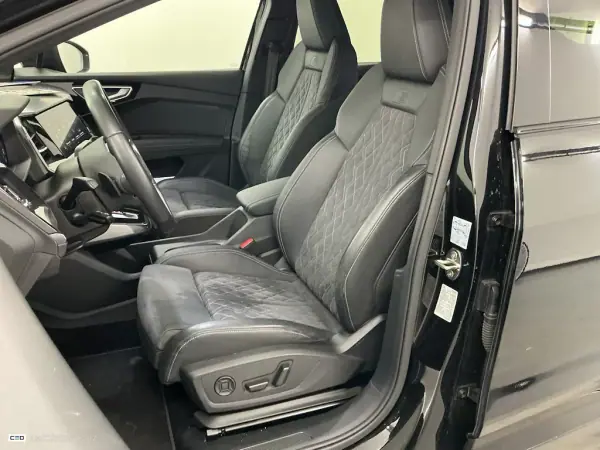 Audi Q4 Sportback e-tron 2022 - 36900 EUR, 89524 km - 89524km - foto 7 de 11