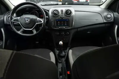 Dacia Sandero 2019 - 6900 EUR, 298960 km - AUTO.MOTO.pt - 298960km - foto 14 de 21