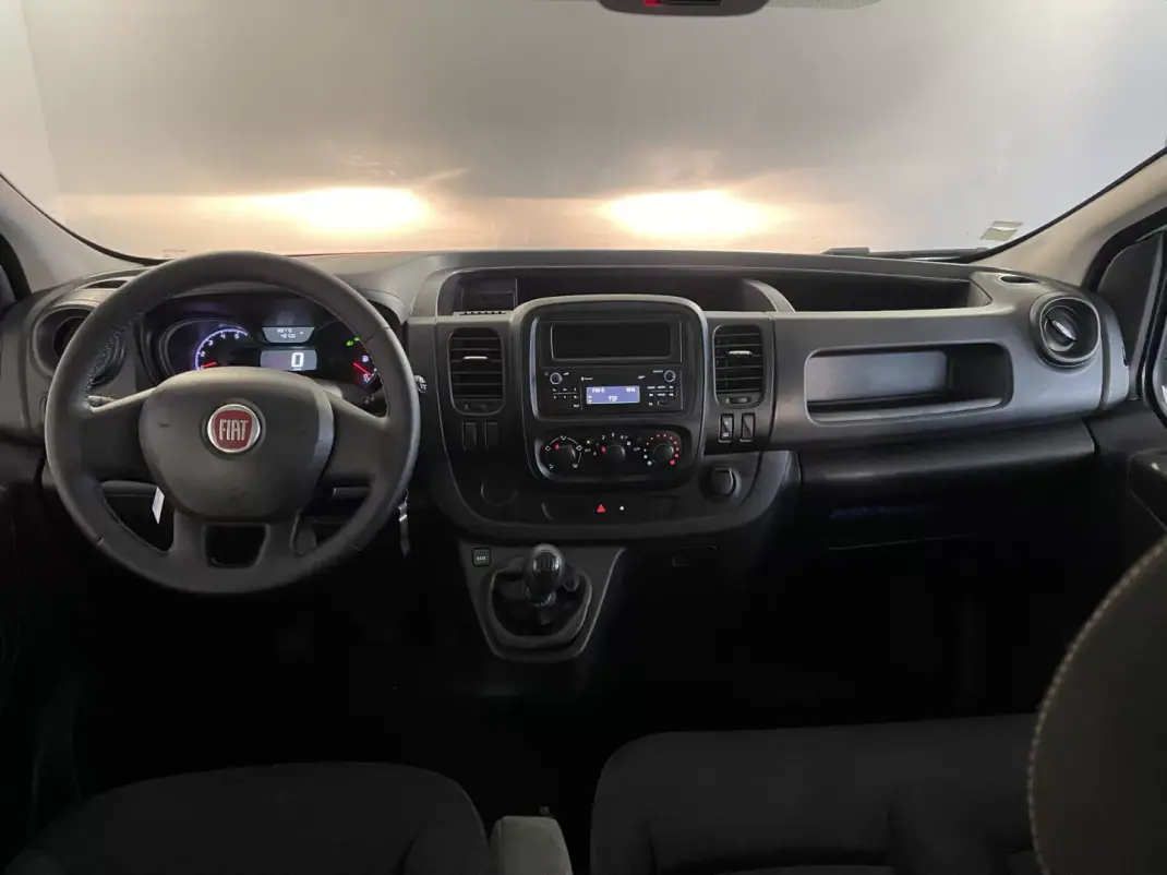Fiat Talento 2016 - 18500 EUR, 188000 km - AUTO.MOTO.pt - 188000km - foto 14 de 21