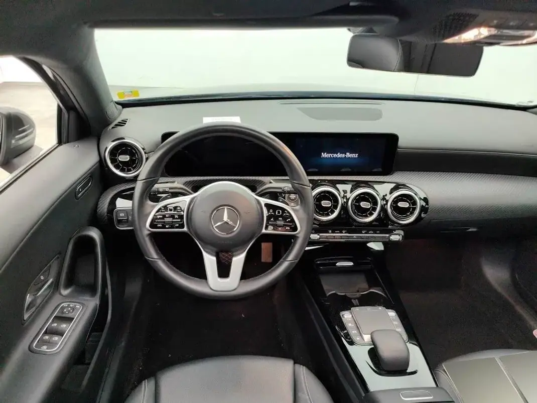 Mercedes-Benz A 180 2022 - 25750 EUR, 89074 km - AUTO.MOTO.pt - 89074km - foto 6 de 13