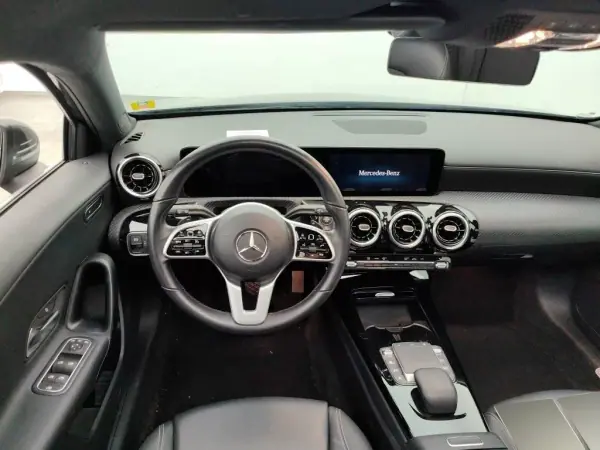 Mercedes-Benz A 180 2022 - 25750 EUR, 89074 km - AUTO.MOTO.pt - 89074km - foto 6 de 13