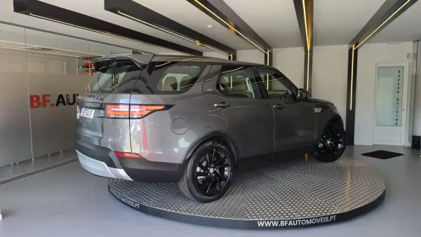 Land Rover Discovery 2017 - 34500 EUR, 161481 km - 161481km - foto 4 de 74