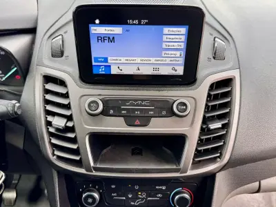 Ford Transit Connect 2019 - 12500 EUR, 110000 km - AUTO.MOTO.pt - 110000km - foto 11 de 24